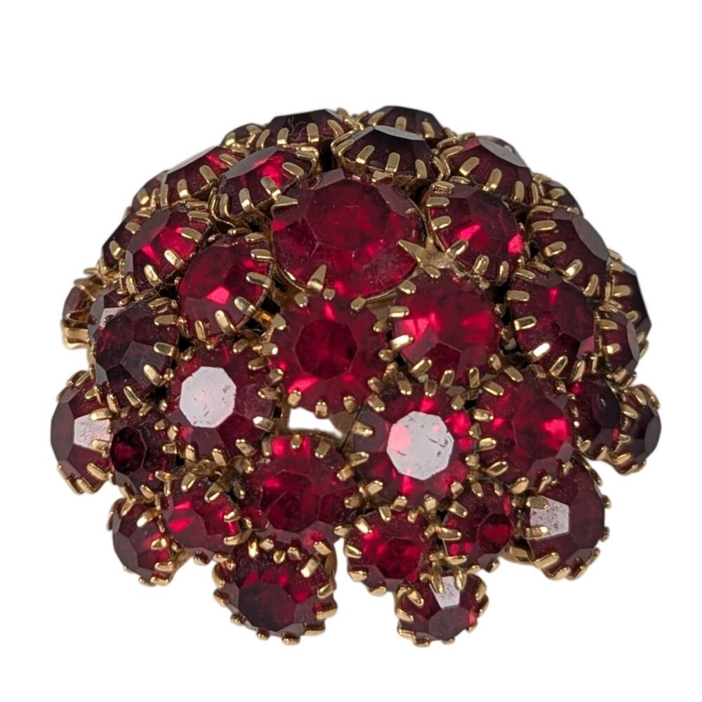 Vintage 1950s Siam Red Rhinestone High Dome Statement Brooch Pin EVUC